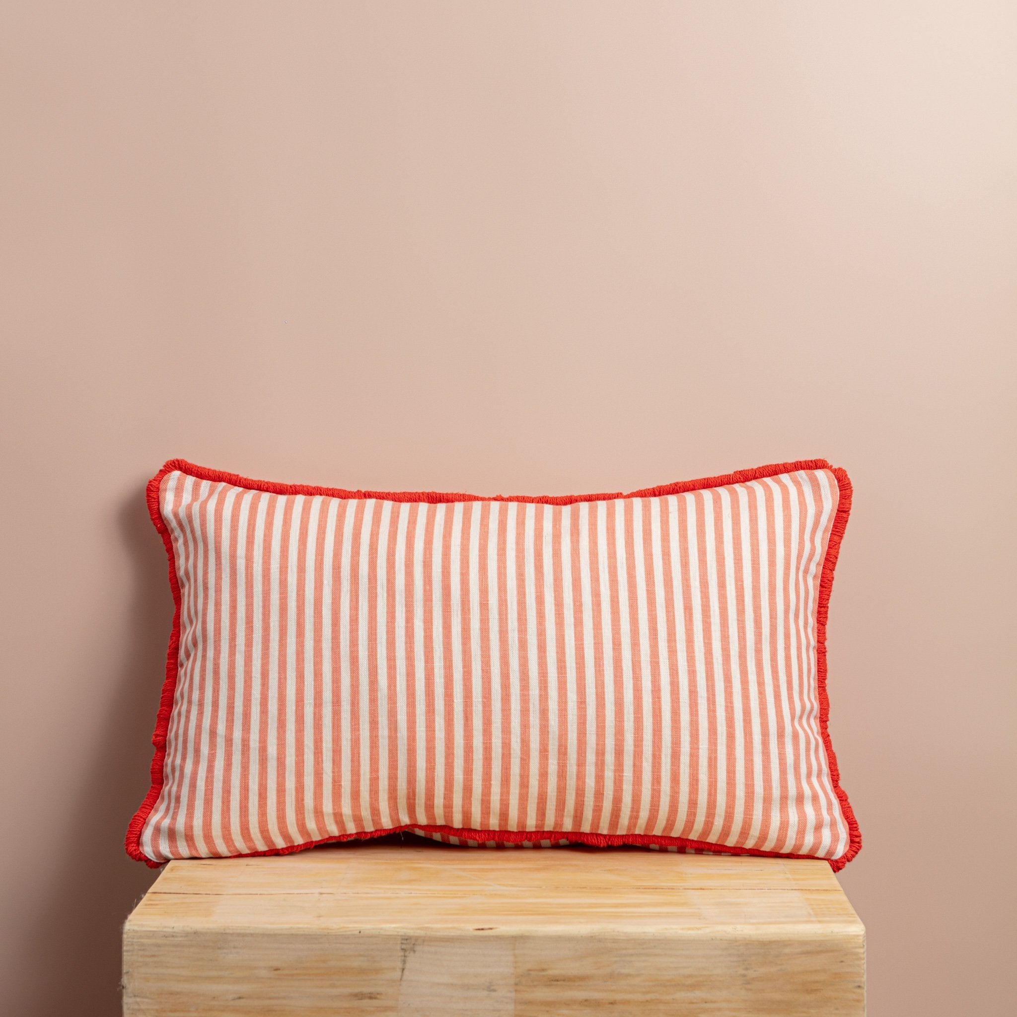 Coral Cove Cushion - Peachy Parrot