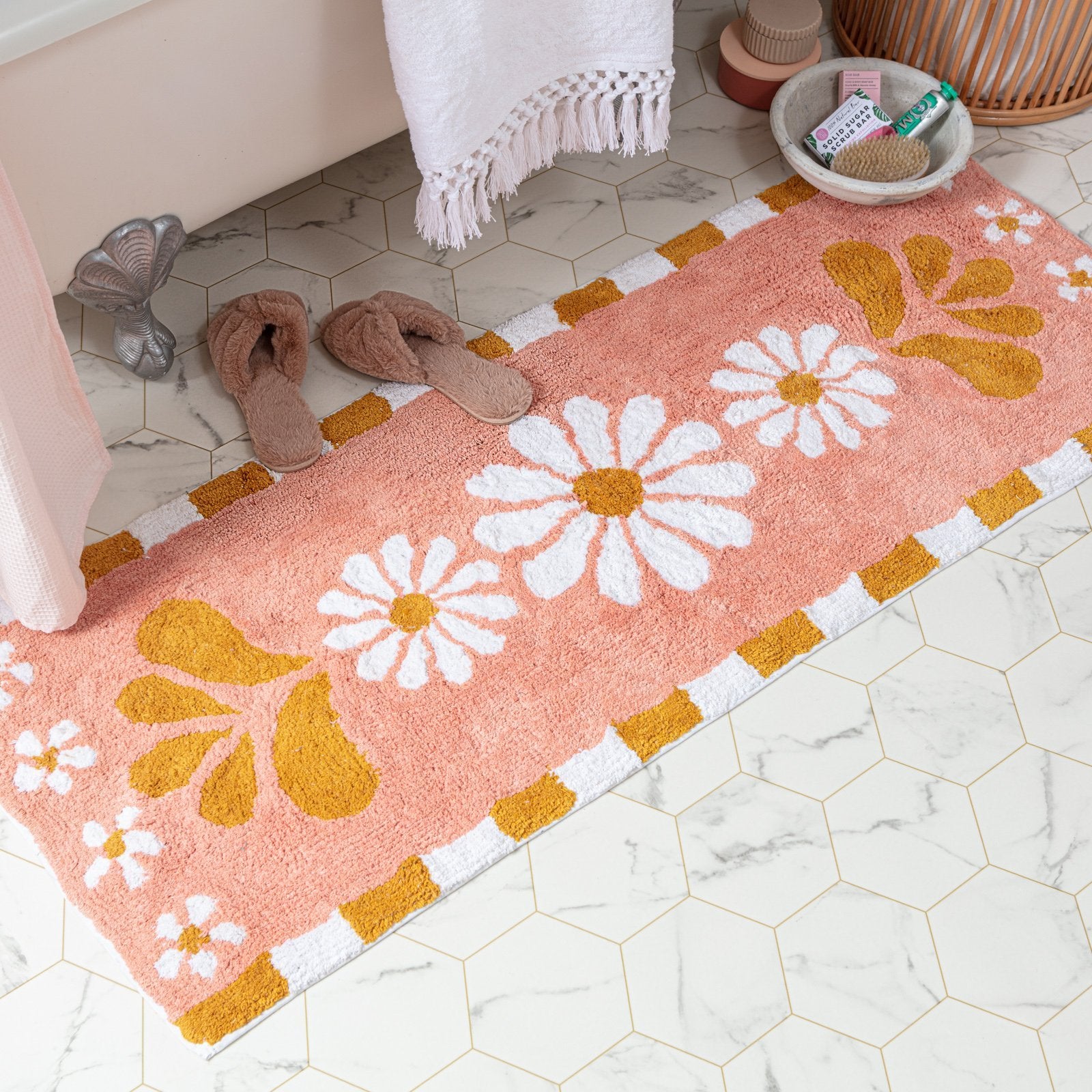 GROOVY BATH RUNNER - Peachy Parrot