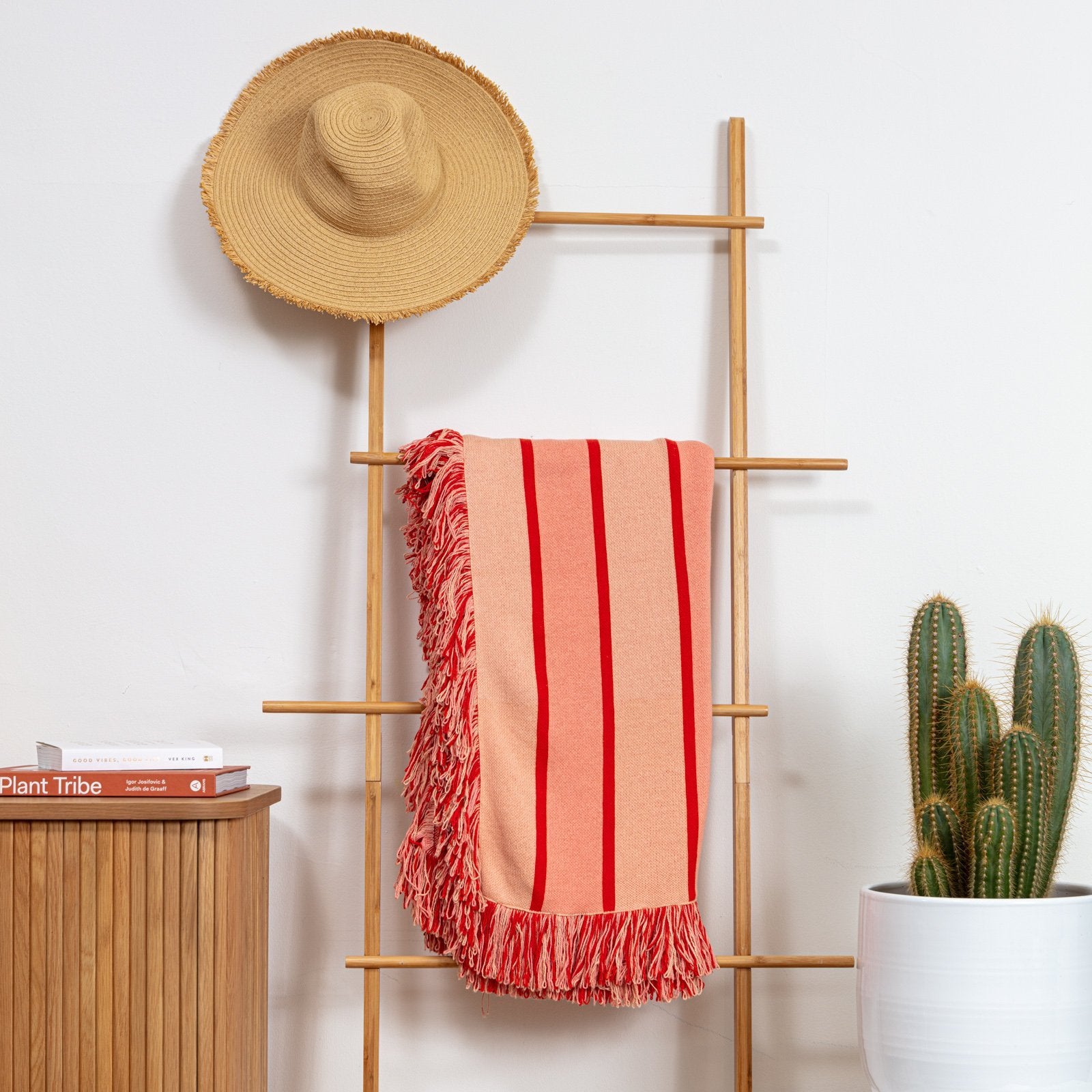 Luxury Red Reef Throw - Peachy Parrot