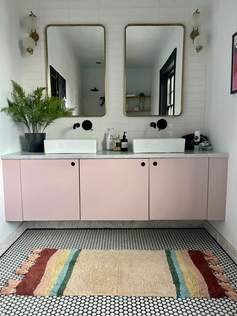 Rainbow Runner - Peachy Parrot